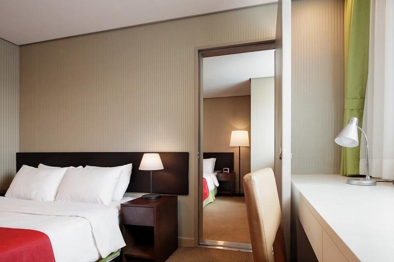 Ramada Encore By Wyndham Seoul Dongdaemun Exterior photo