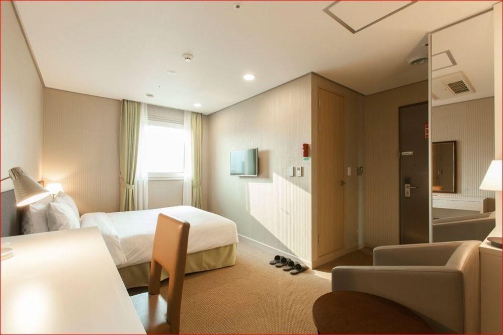 Ramada Encore By Wyndham Seoul Dongdaemun Exterior photo