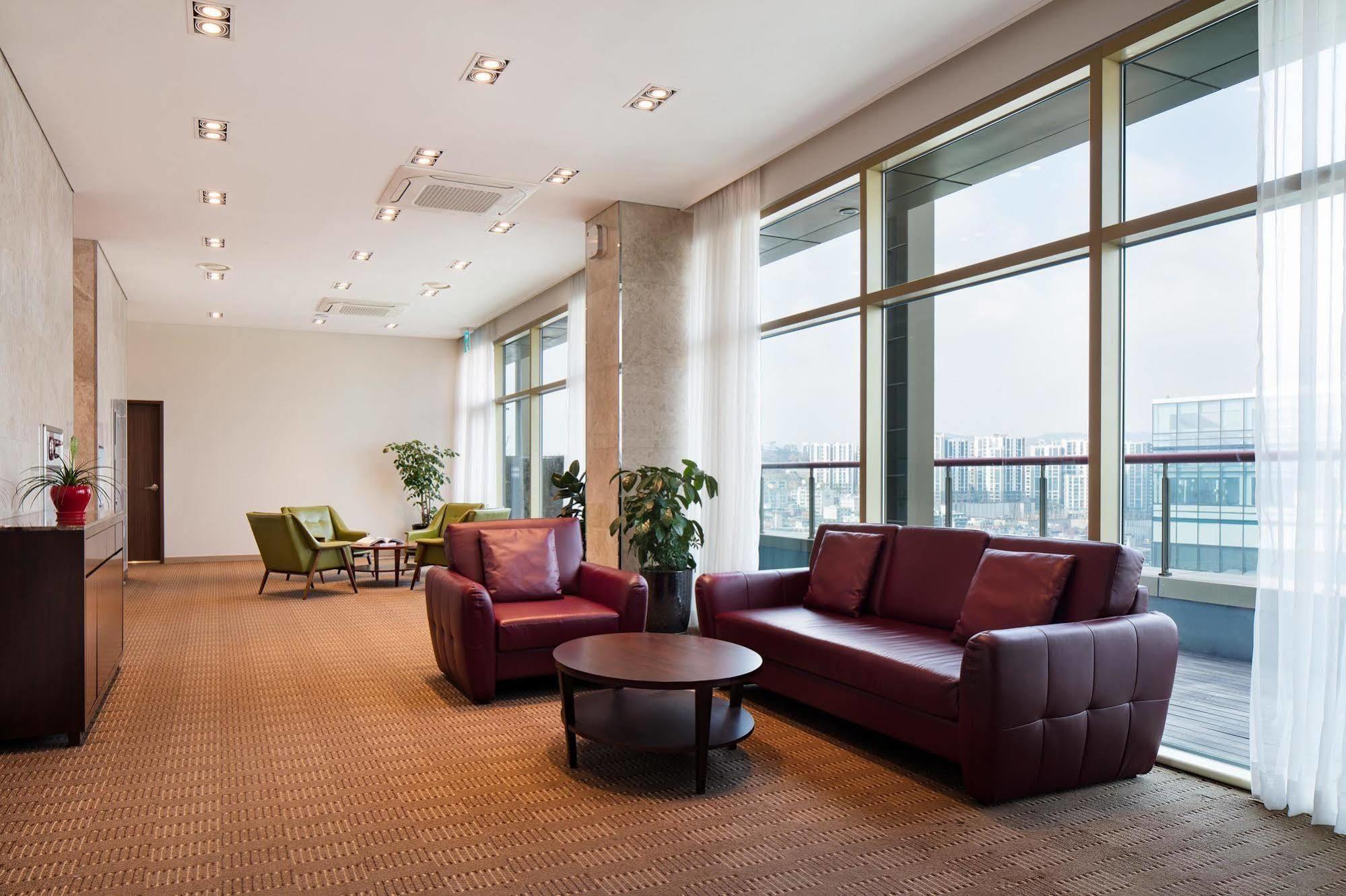 Ramada Encore By Wyndham Seoul Dongdaemun Exterior photo